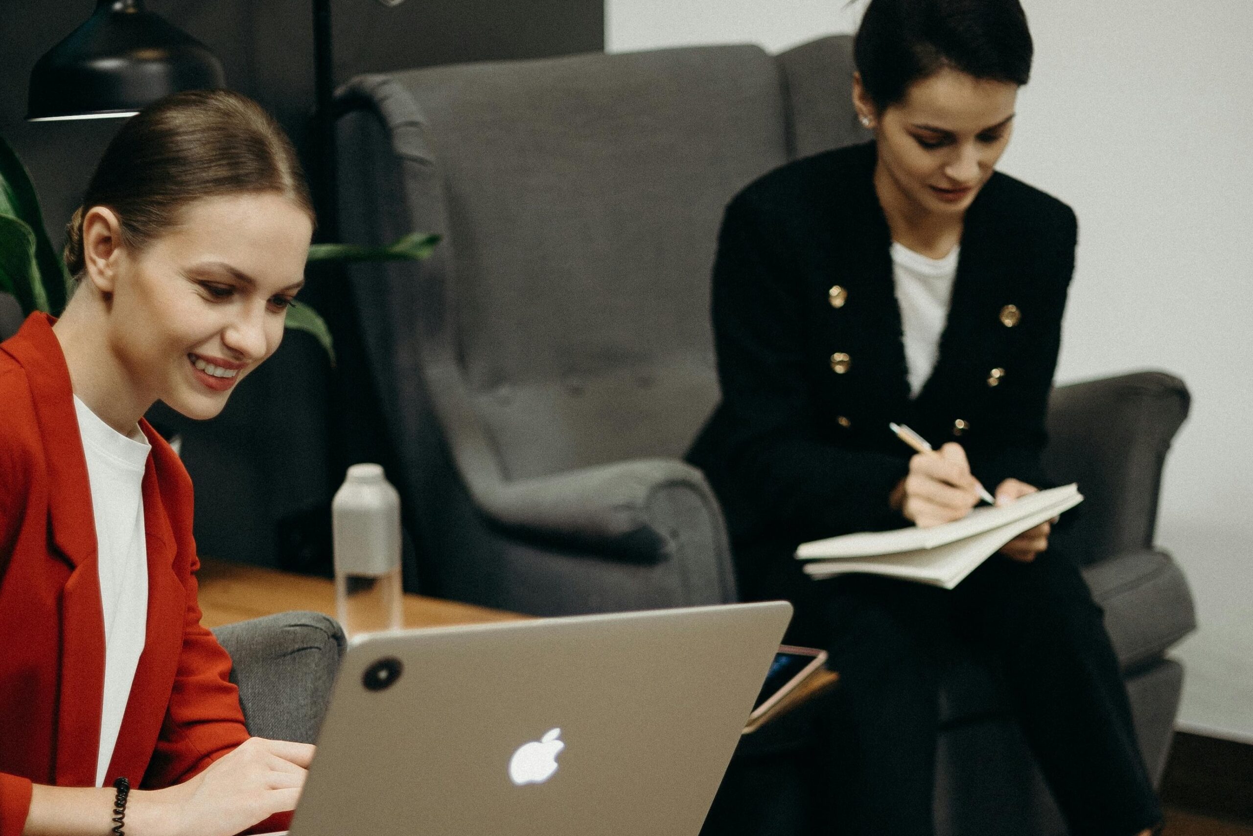 pexels-cottonbro-studio-3201464-min